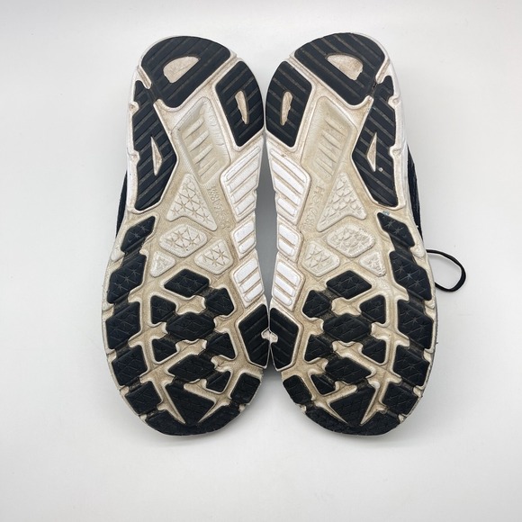 Hoka One One Sneakers Womens 10 B Arahi 6 1123195 BWHT Black Running Gym Shoes - Picture 10 of 12